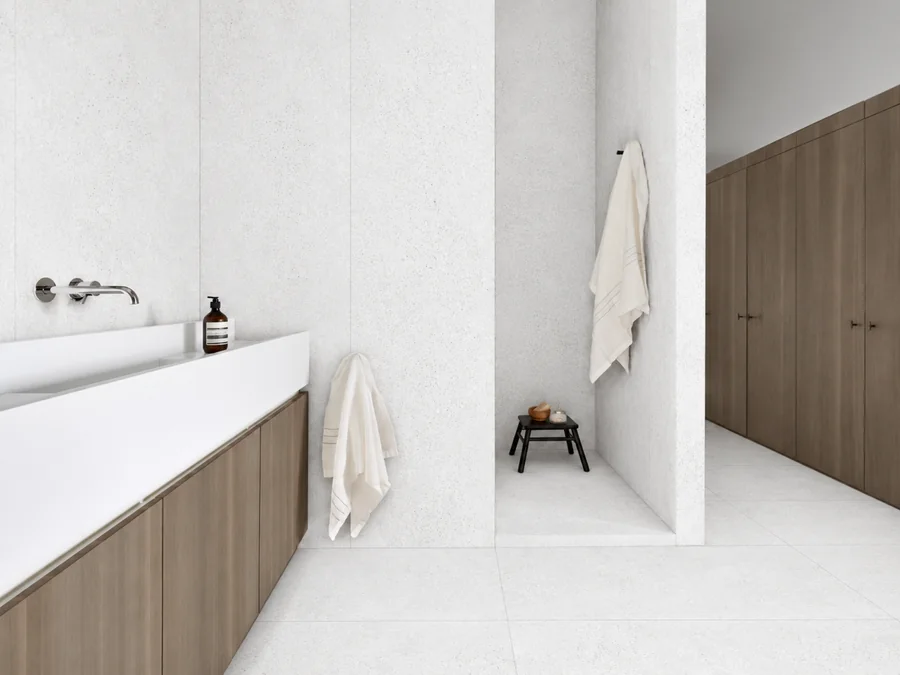 Tuxe Erman White in a room