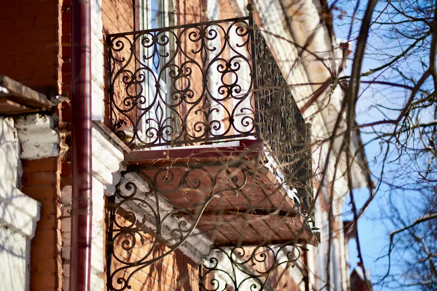 Balconies & railings