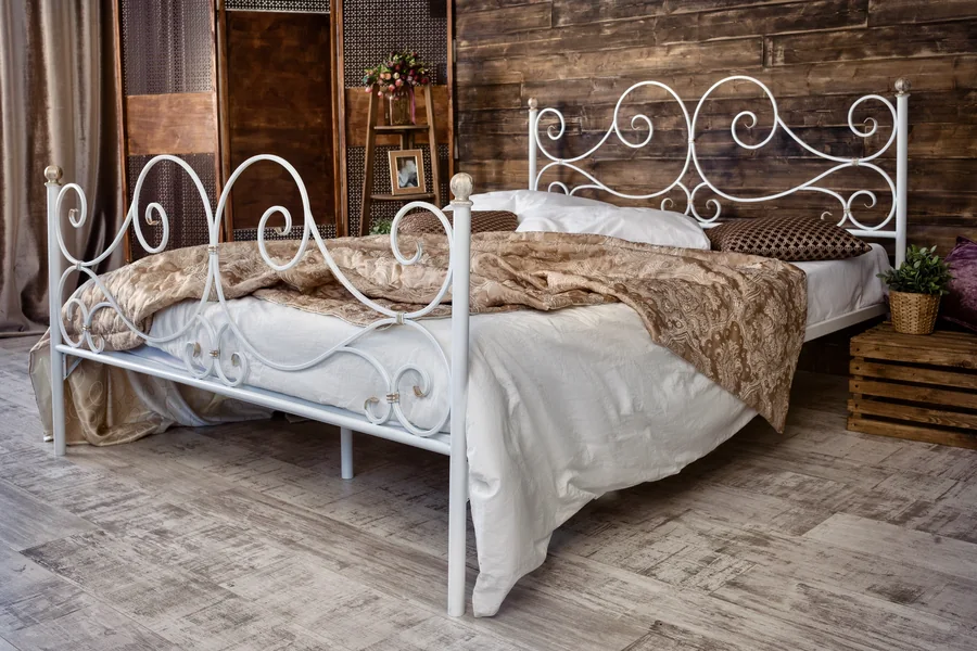 Beds & furniture