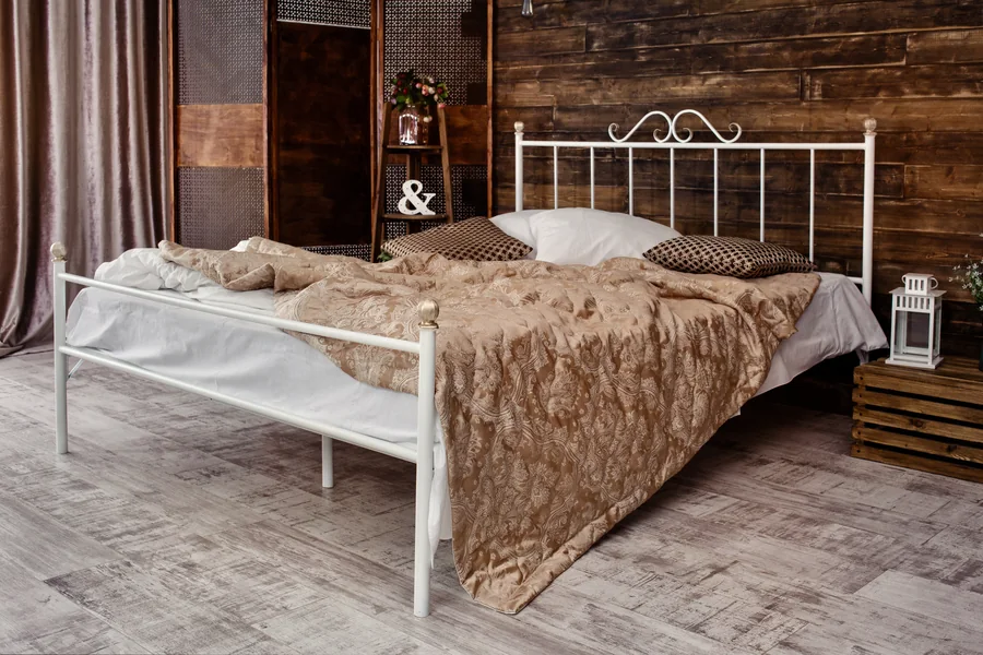 Beds & furniture