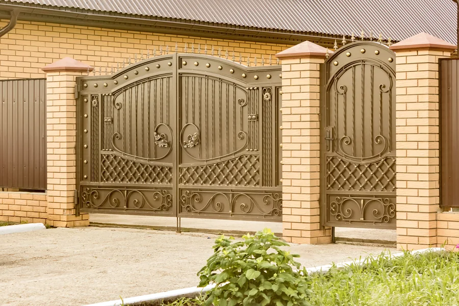 Gates & grills