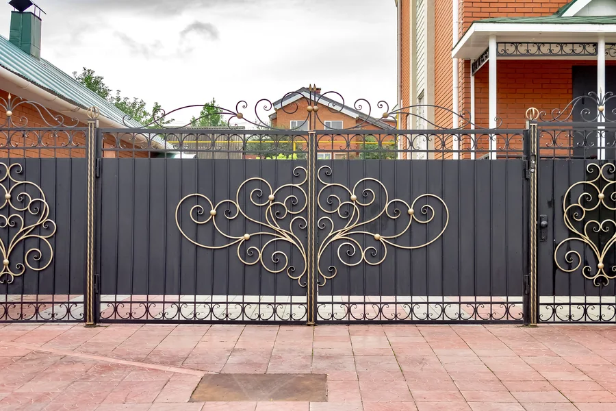 Gates & grills