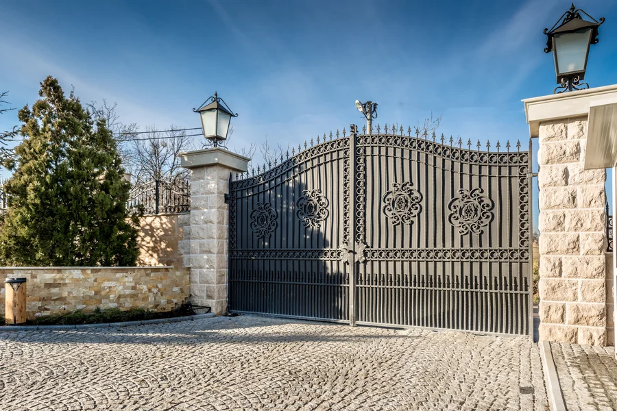 Gates & grills