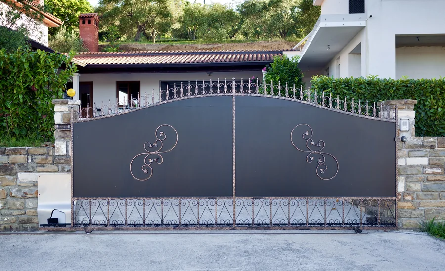 Gates & grills