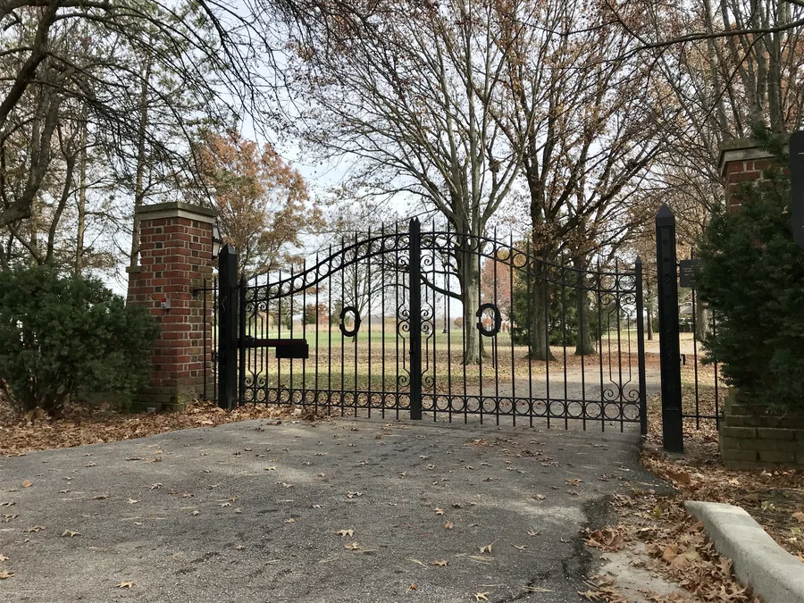 Gates & grills
