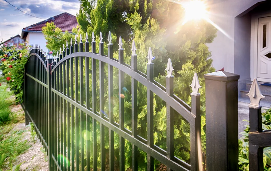Gates & grills