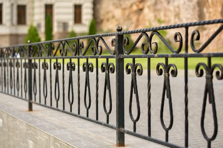 Gates & grills