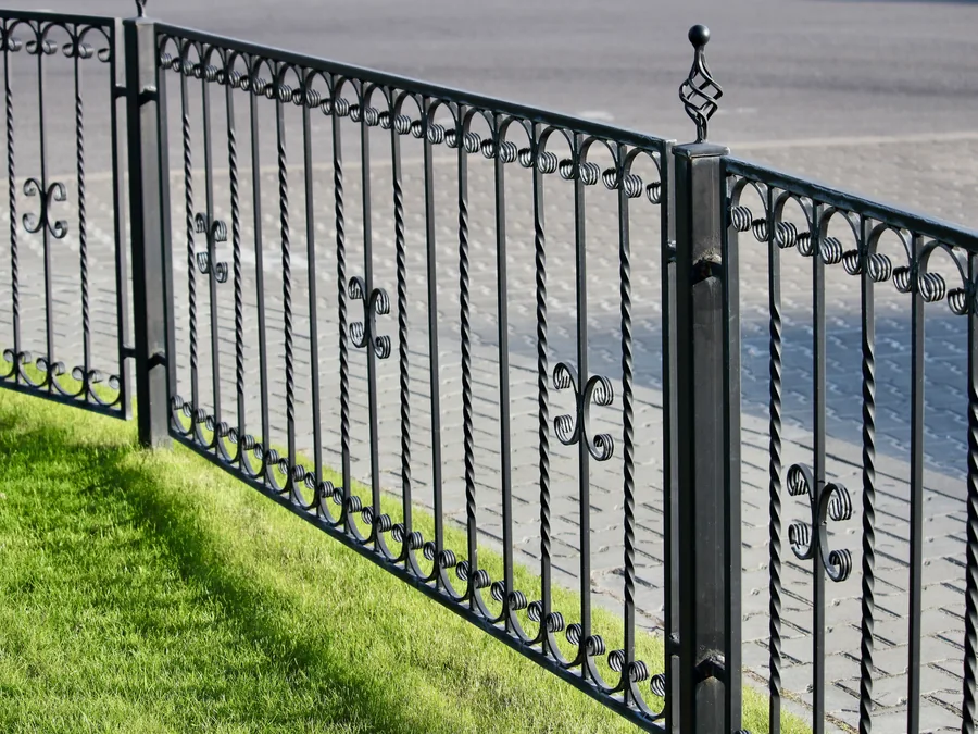 Gates & grills