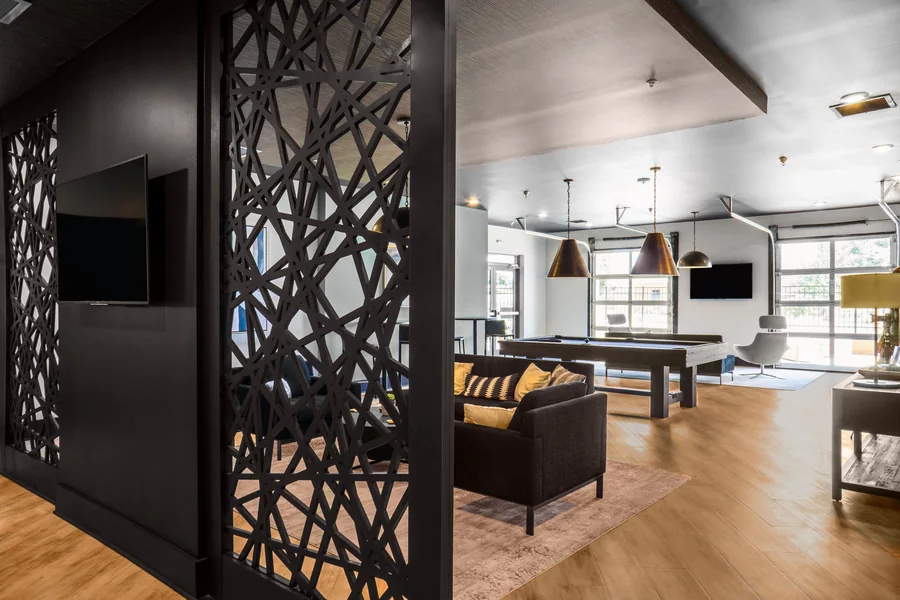 Msharabia screens