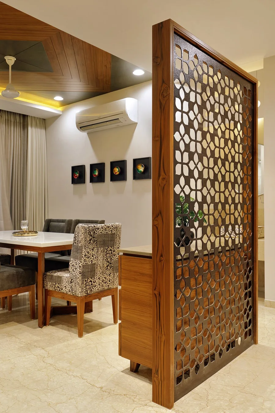 Msharabia screens