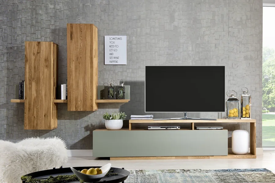 TV & media units