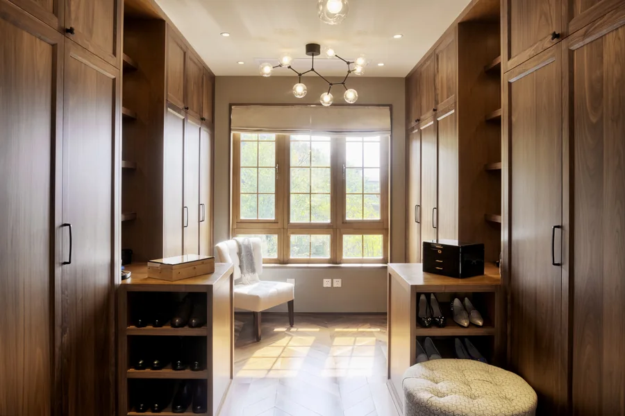 Wardrobes & sliding wardrobes