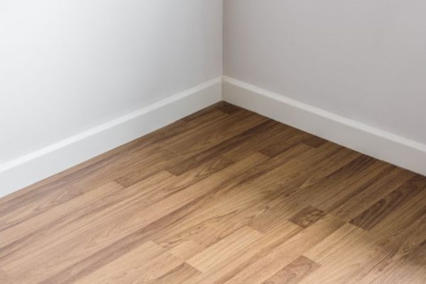 Corner wood flooring